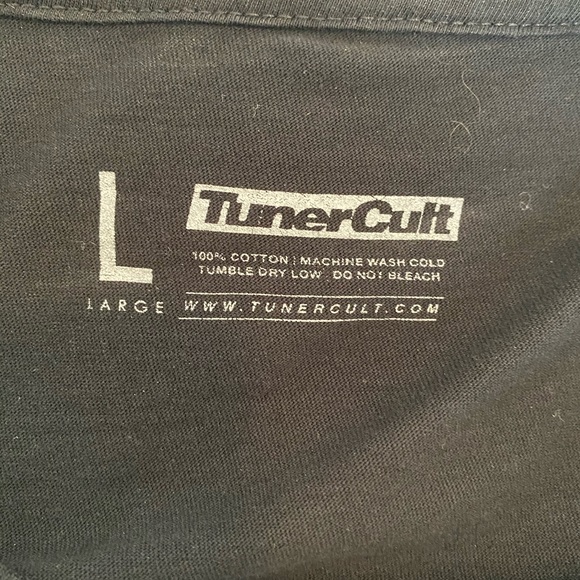 Black short sleeve tee - Picture 2 of 2